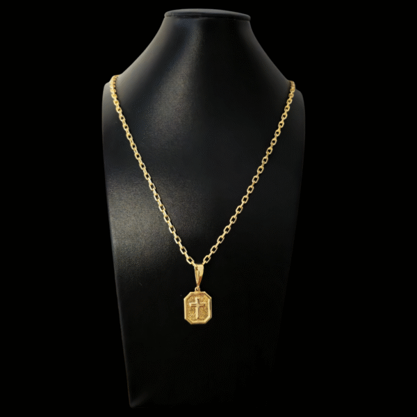 Corrente Cartier com Pingente Cruz Folheado a Ouro 18k